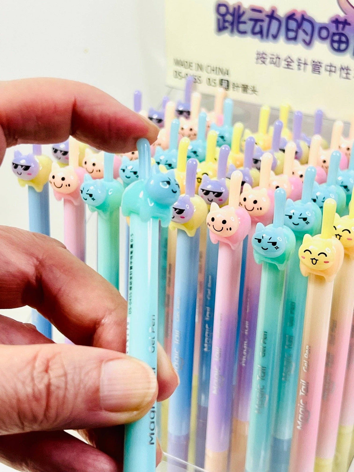 22189 Cat Tail Colors Gel Pen-48
