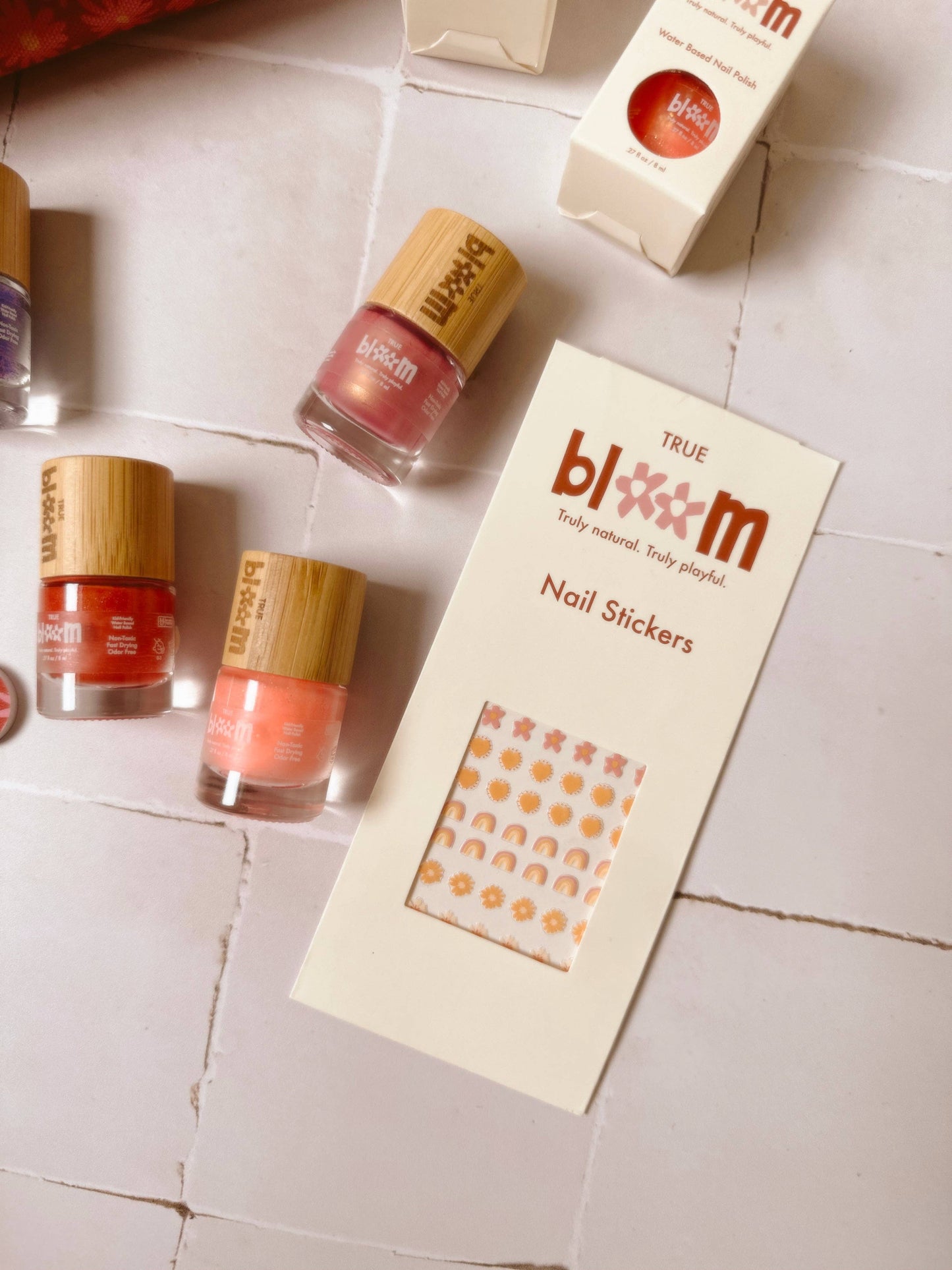 Bloom Nail Kit